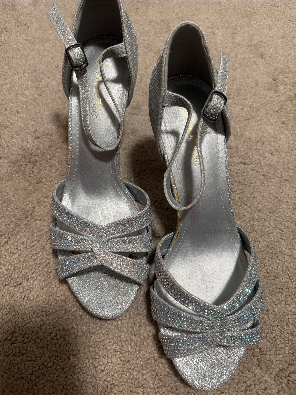 Dream Pairs Silver Glitter T-Strap Heels